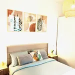 Charming 1 Bedroom In Upper Marais